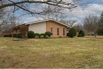 494 Towncrest Drive, Beavercreek, OH 45434 - Photo 2