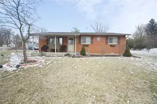 324 Crestway Rd, Clayton, OH 45315 - Photo 2