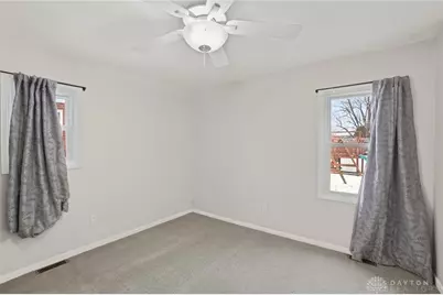 946 N Westedge Drive, Tipp City, OH 45371 - Photo 14