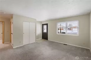 3145 Dogwood Dr, Troy, OH 45373 - Photo 4