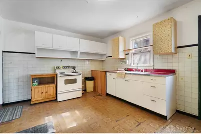 5711 Fairview Drive, Franklin, OH 45005 - Photo 12