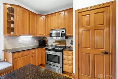 10600 Chestnut Hill Lane, Dayton, OH 45458 - Photo 18