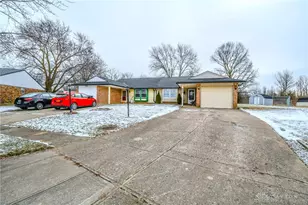 8286 Briar Ridge Ct, Dayton, OH 45424 - Photo 2