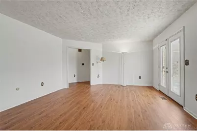 7580 Turtle Creek Drive, Dayton, OH 45414 - Photo 18
