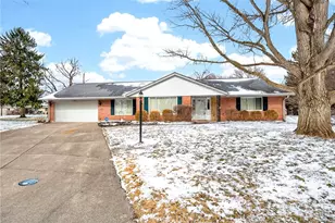 5335 Glendon Ln, Kettering, OH 45440 - Photo 2