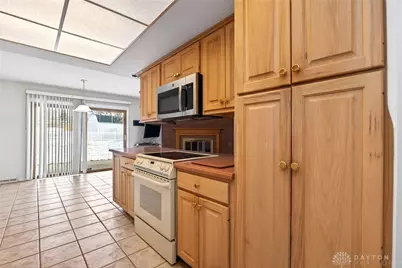 5335 Glendon Lane, Kettering, OH 45440 - Photo 12