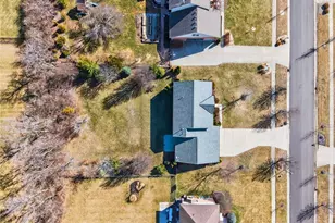 4904 Brooke Hill Ct, Fairfield Township, OH 45011 - Photo 6