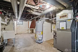 2127 Wayne Ave, Dayton, OH 45410 - Photo 32