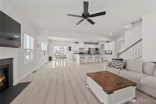 1013 Fairwater Springs Dr, Dayton, OH 45458 - Photo 14