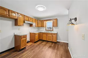 581 Washington Ave, Urbana, OH 43078 - Photo 14