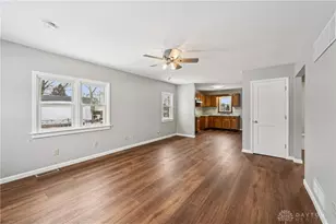 581 Washington Ave, Urbana, OH 43078 - Photo 8