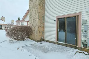 1390 Sanzon Dr, Fairborn, OH 45324 - Photo 4