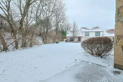 1390 Sanzon Drive, Fairborn, OH 45324 - Photo 6