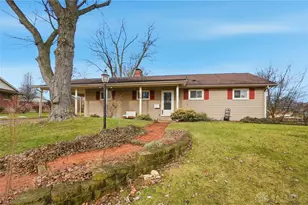 59 Amokee Pl, Tipp City, OH 45371 - Photo 2