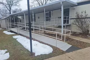 5239 Scotsman, Dayton, OH 45414 - Photo 2