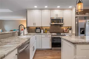 6370 Shadow Lake Trail, Centerville, OH 45459 - Photo 10