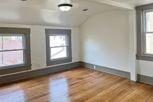 16 S Cherry St, Troy, OH 45373 - Photo 2