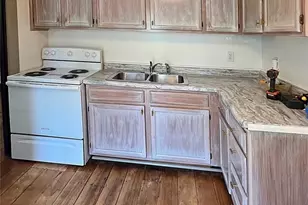 16 S Cherry St, Troy, OH 45373 - Photo 6