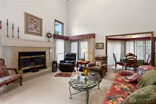 955 Elk Hollow Ln, Centerville, OH 45459 - Photo 8