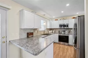 6822 Wintergreen Pl, Huber Heights, OH 45424 - Photo 16