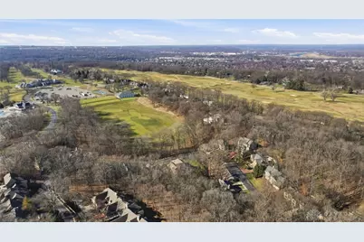 4524 Royal Ridge Way, Dayton, OH 45429 - Photo 8