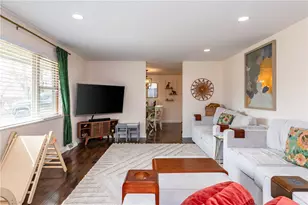 4102 Ridgetop Dr, Bellbrook, OH 45305 - Photo 4