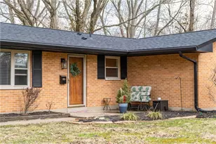 4102 Ridgetop Dr, Bellbrook, OH 45305 - Photo 2