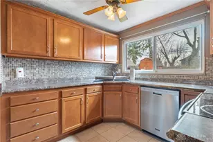 3826 California Ave, Dayton, OH 45429 - Photo 12