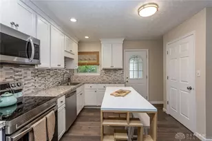 849 Bristol Dr, Vandalia, OH 45377 - Photo 8