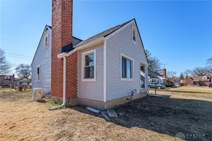 3250 Campus Dr, Dayton, OH 45406 - Photo 4