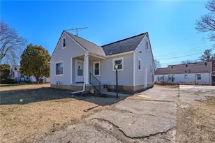 3250 Campus Dr, Dayton, OH 45406 - Photo 2