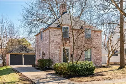 2524 Roanoke Avenue, Oakwood, OH 45419 - Photo 2