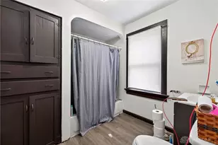 53 E Siebenthaler Ave, Dayton, OH 45405 - Photo 8