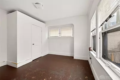 53 E Siebenthaler Avenue, Dayton, OH 45405 - Photo 10