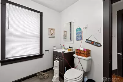 53 E Siebenthaler Avenue, Dayton, OH 45405 - Photo 8