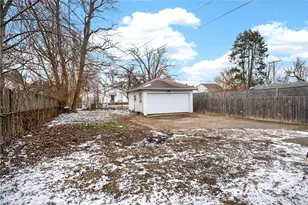 53 E Siebenthaler Ave, Dayton, OH 45405 - Photo 2