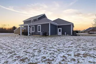 104 Bluestone Ct, Greenville, OH 45331 - Photo 6