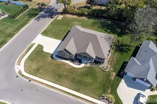 1610 Creekwood Dr, Troy, OH 45373 - Photo 80