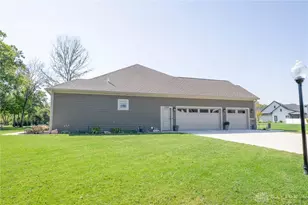 1610 Creekwood Dr, Troy, OH 45373 - Photo 70