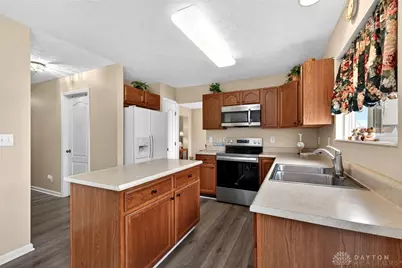 1121 Whitetail Drive, Fairborn, OH 45324 - Photo 18