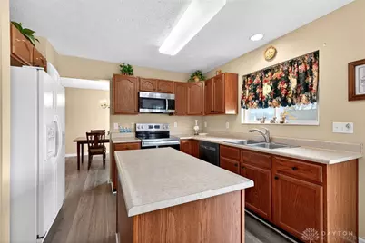 1121 Whitetail Drive, Fairborn, OH 45324 - Photo 14