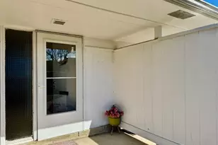 5812 Troy Villa Blvd, Dayton, OH 45424 - Photo 8