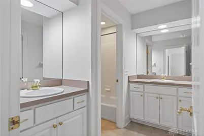 314 Rue Marseille, Dayton, OH 45429 - Photo 28