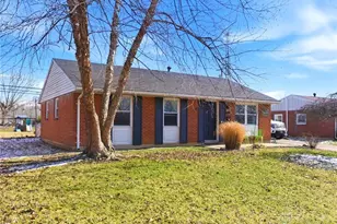 308 Frayne Dr, New Carlisle, OH 45344 - Photo 2