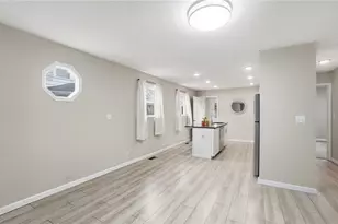 709 N Russell St, Urbana, OH 43078 - Photo 6