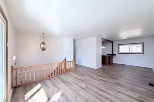 518 Hazelbrook Ave, Springfield, OH 45506 - Photo 8