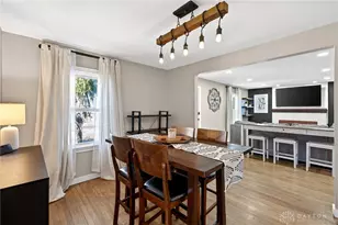 8314 Chambersburg Rd, Dayton, OH 45424 - Photo 14