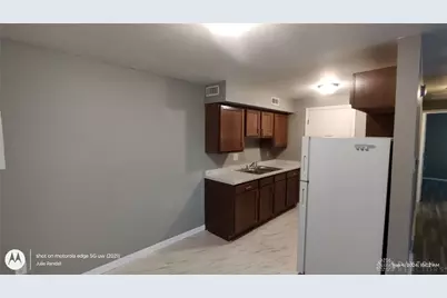 3296 Wilmington Pike #10, Dayton, OH 45429 - Photo 8