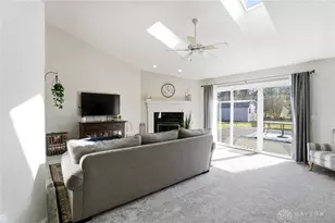 9600 Feather Wood Ln, Dayton, OH 45458 - Photo 8