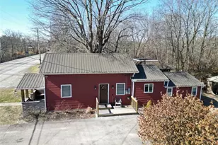 186 W Xenia Ave, Cedarville Village, OH 45314 - Photo 6